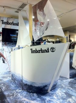graphik retail decoration event reboard nancy timberland bateau