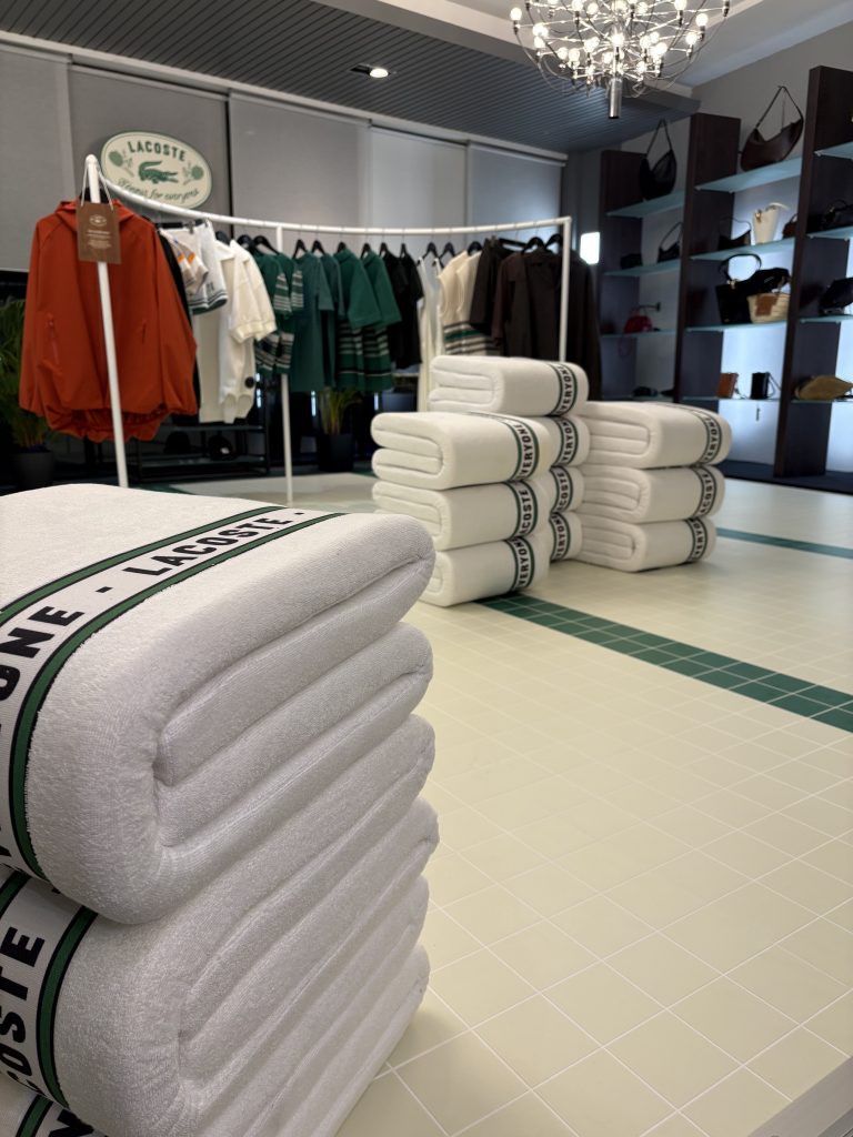 graphik retail decoration event reboard nancy lacoste mulhouse strasbourg 