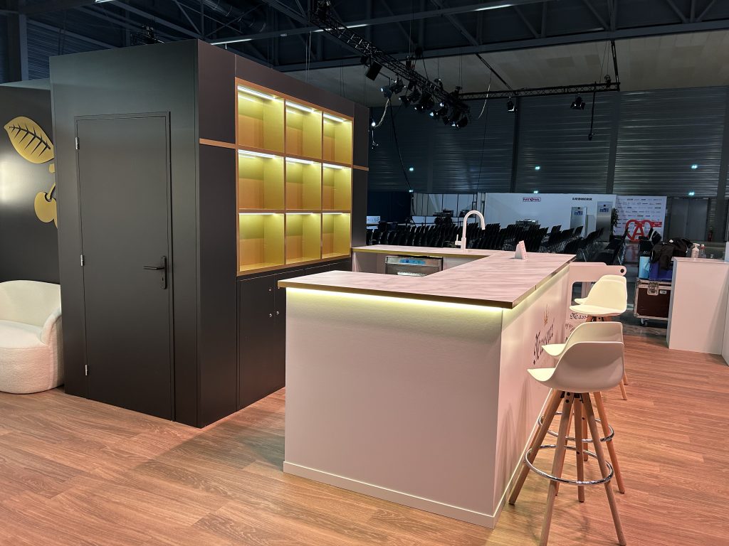 graphik retail decoration event reboard nancy stand massenez salon egast 