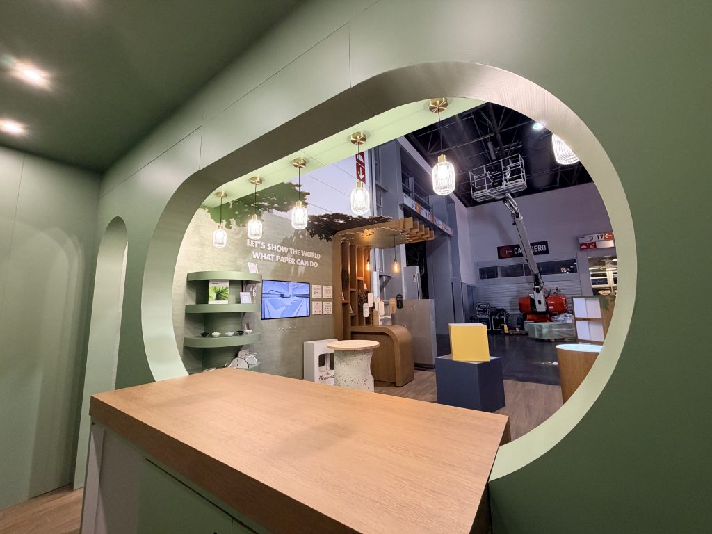 graphik retail decoration event reboard nancy stand re board euroshop 