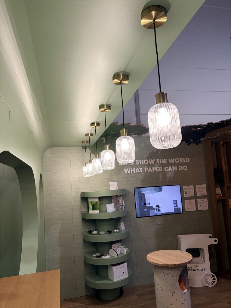 graphik retail decoration event reboard nancy stand re board euroshop 