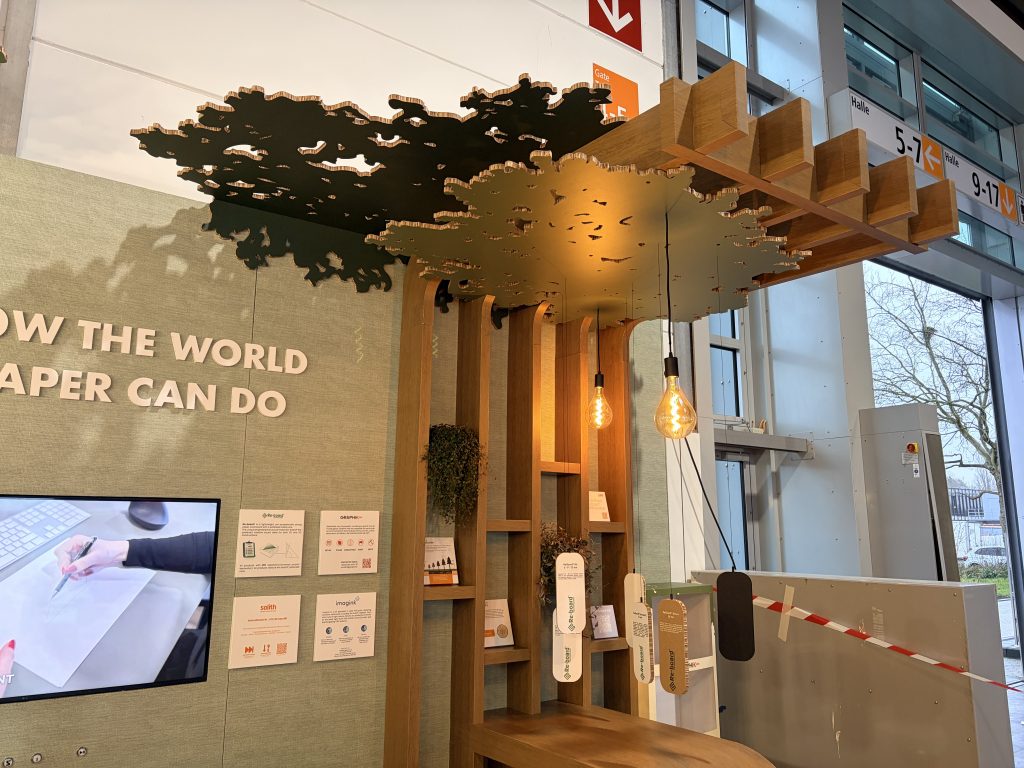 graphik retail decoration event reboard nancy stand re board euroshop 